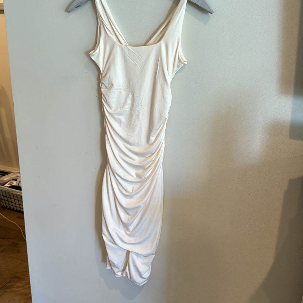 Oh Polly white‎ stretch ruched dress midi six US 4 - Picture 6 of 7